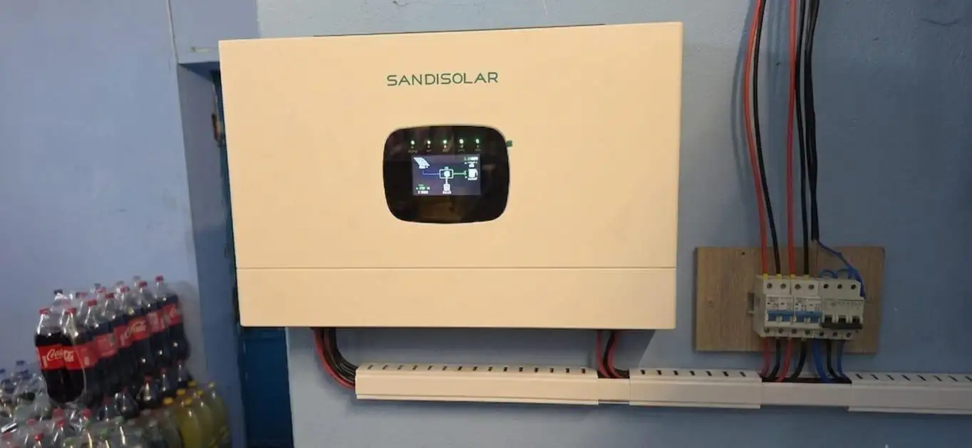 Inversor Solar com Armazenamento de Bateria